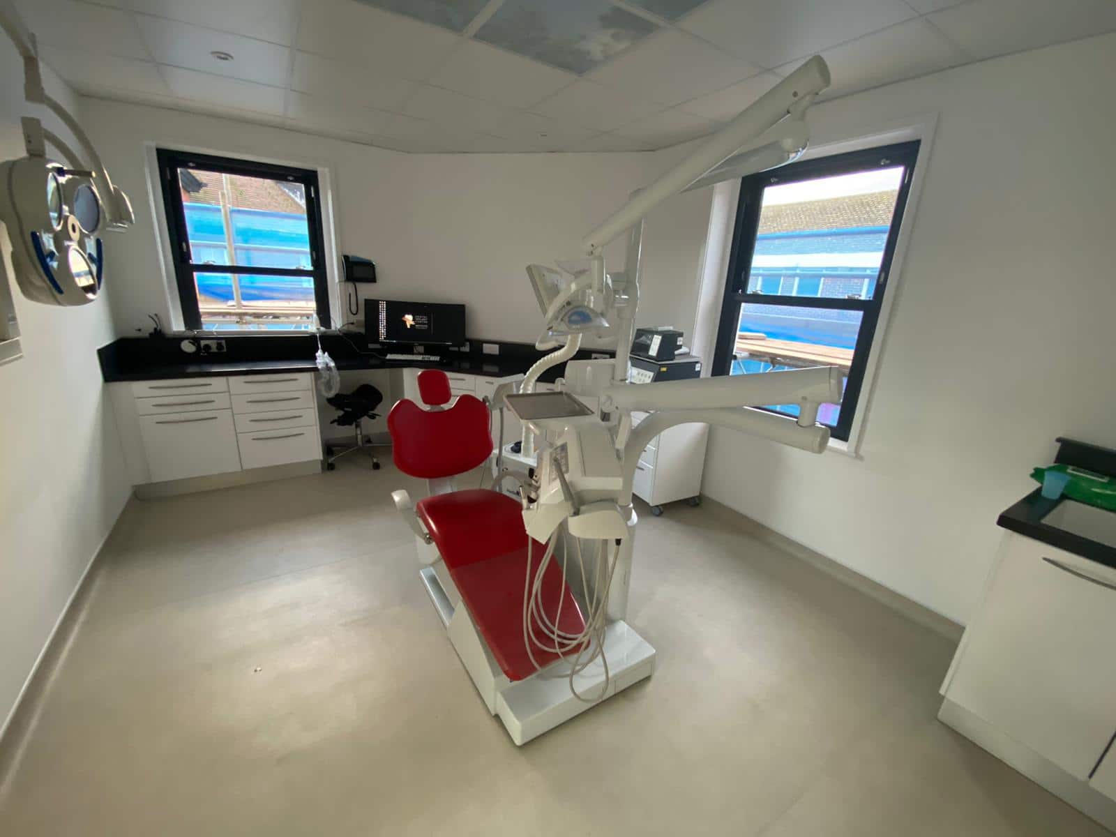 dental-implant-institute-reading-13